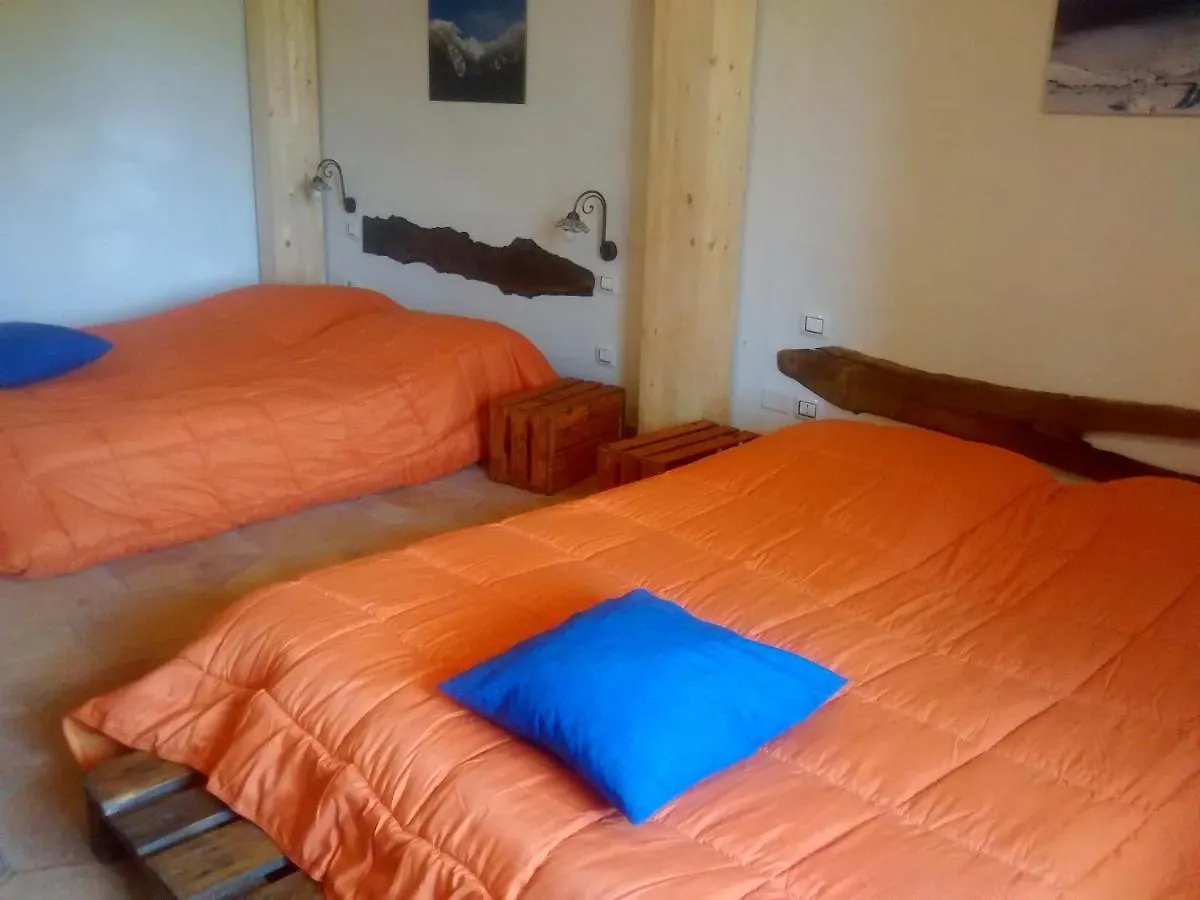 Farm stay Agriturismo La Caraffara Sull' Etna Puntalazzo Italy